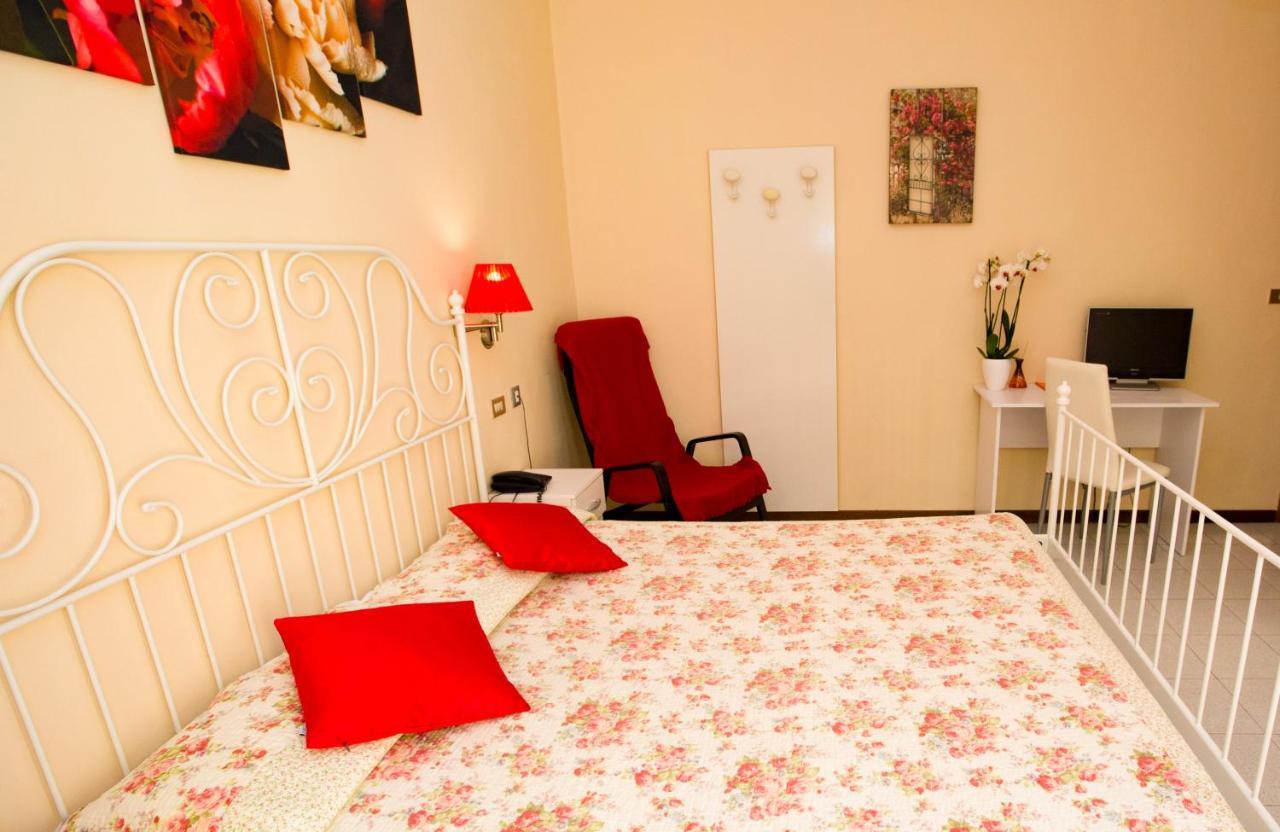 Hotel Arcoveggio โบโลญญา ภายนอก รูปภาพ