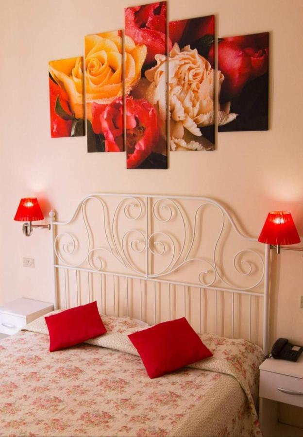Hotel Arcoveggio โบโลญญา ภายนอก รูปภาพ