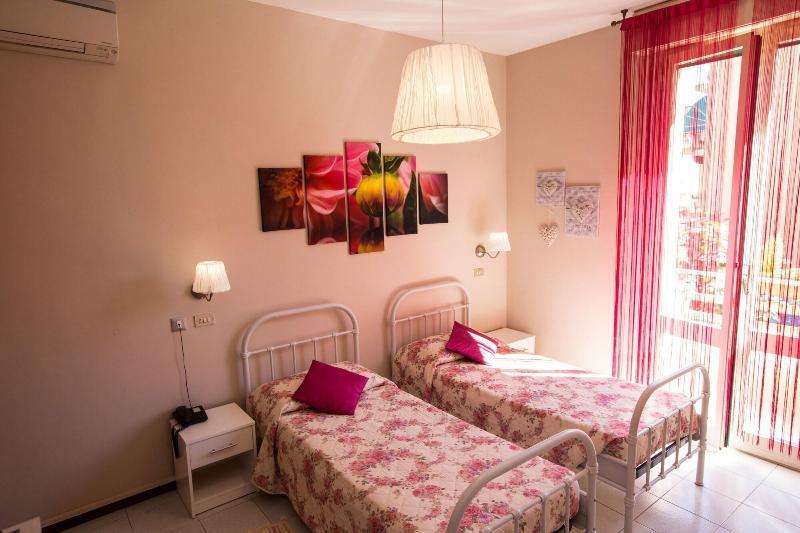 Hotel Arcoveggio โบโลญญา ภายนอก รูปภาพ