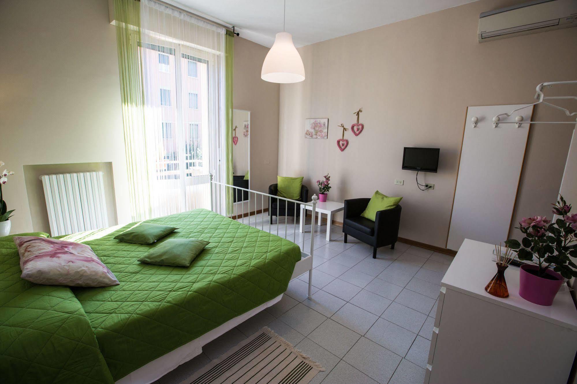 Hotel Arcoveggio โบโลญญา ภายนอก รูปภาพ