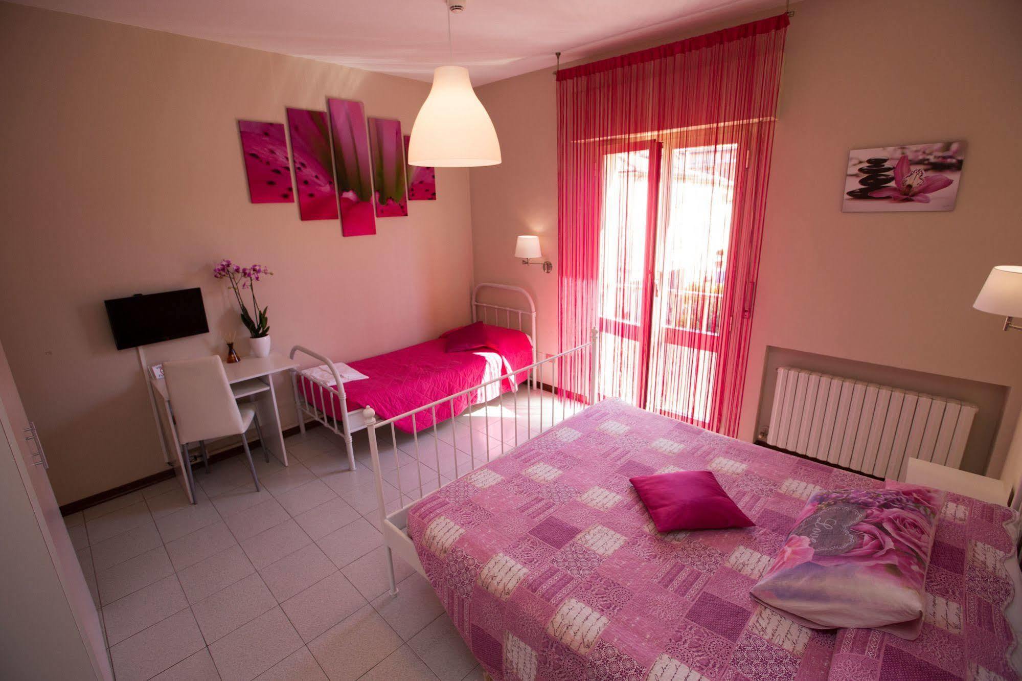 Hotel Arcoveggio โบโลญญา ภายนอก รูปภาพ